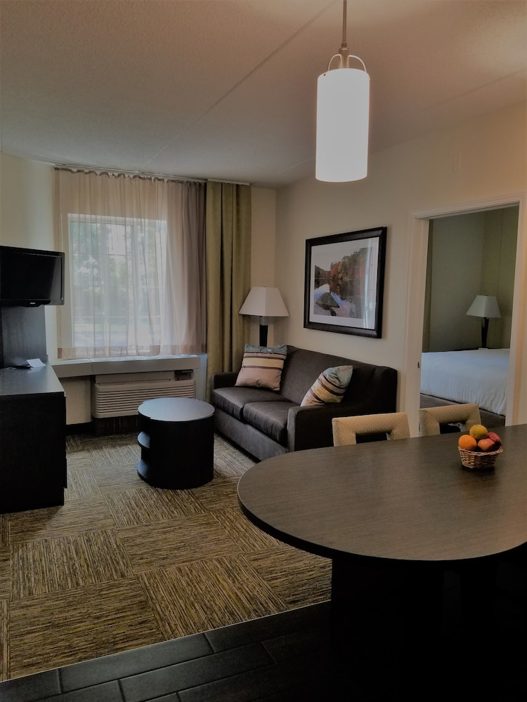 Candlewood Suites East Syracuse - Carrier Circle 17/39