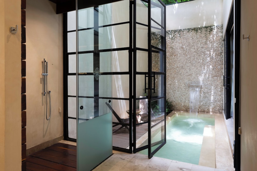Adoro Hotel Boutique 28/50