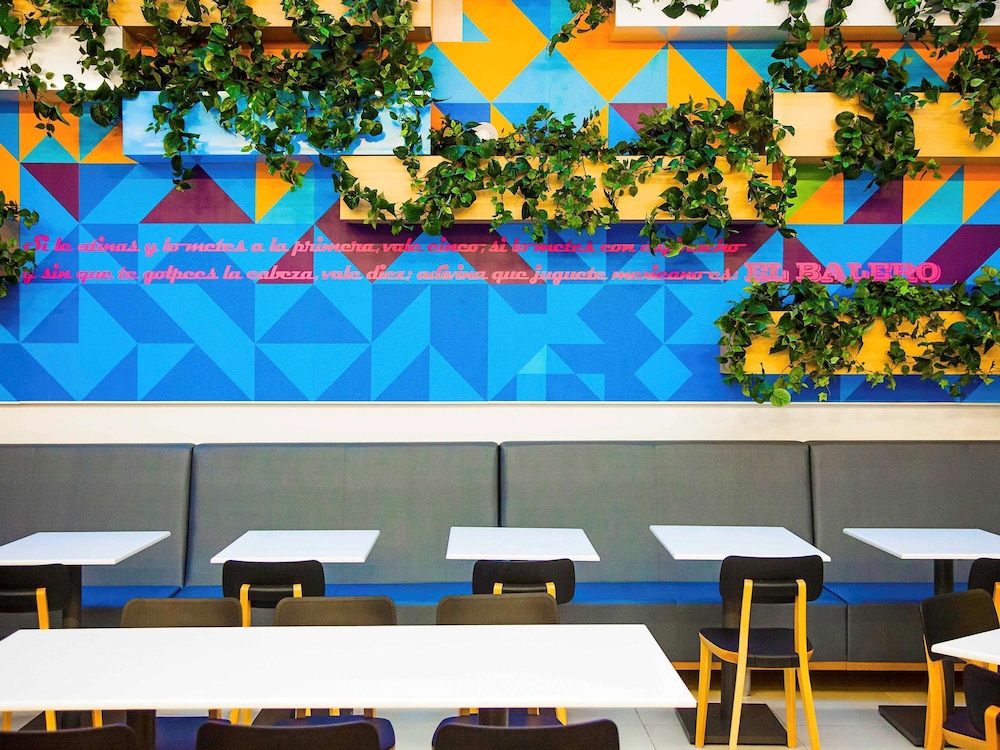 Ibis Styles Mexico Reforma 4/40