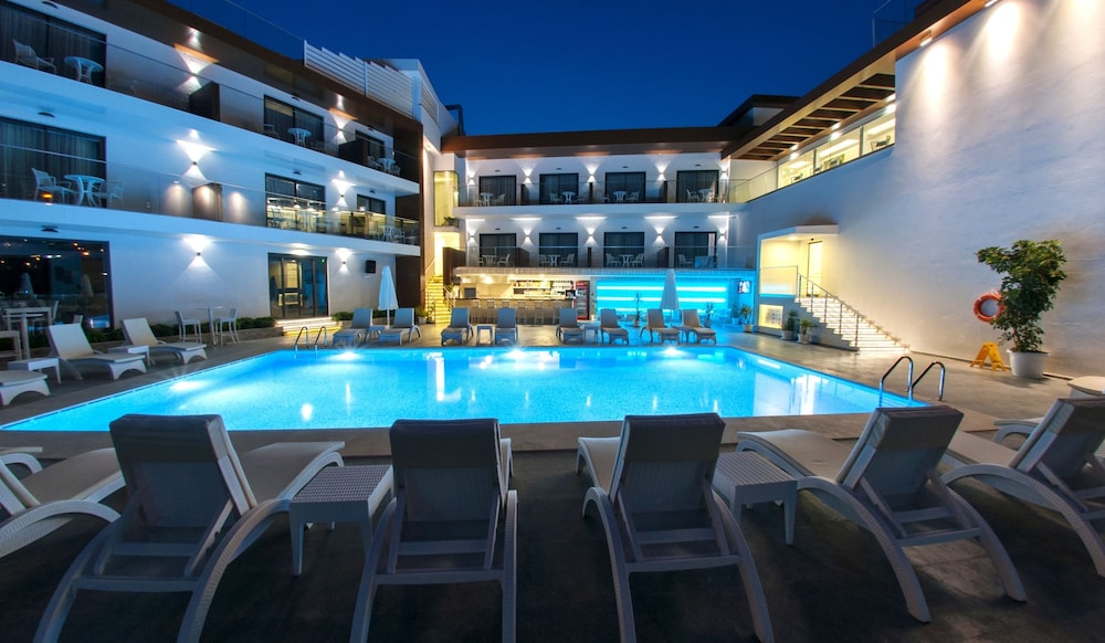 Rhapsody Hotel Kalkan - Adults Only +12 3/88