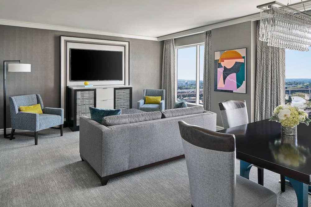 THE RITZ-CARLTON CLEVELAND 31/49