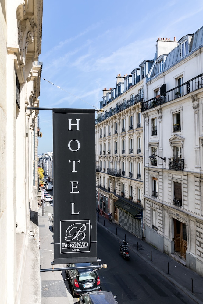 Hotel Boronali 4/86