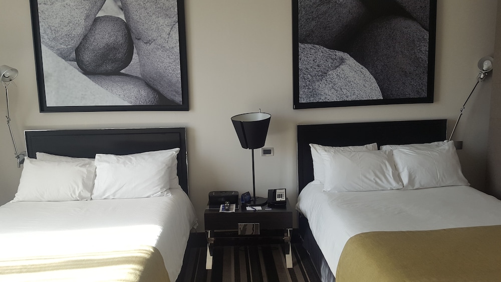 Wyndham Santiago Pettra 37/85