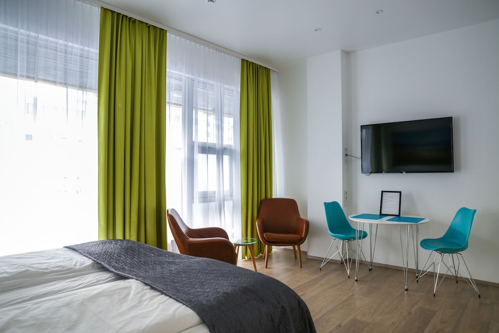 ICELAND COMFORT APARTMENTS 13/68