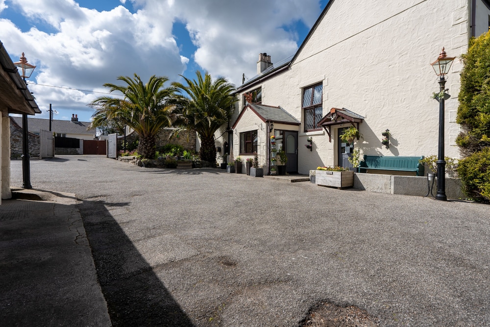 The Cedars B&B 43/56