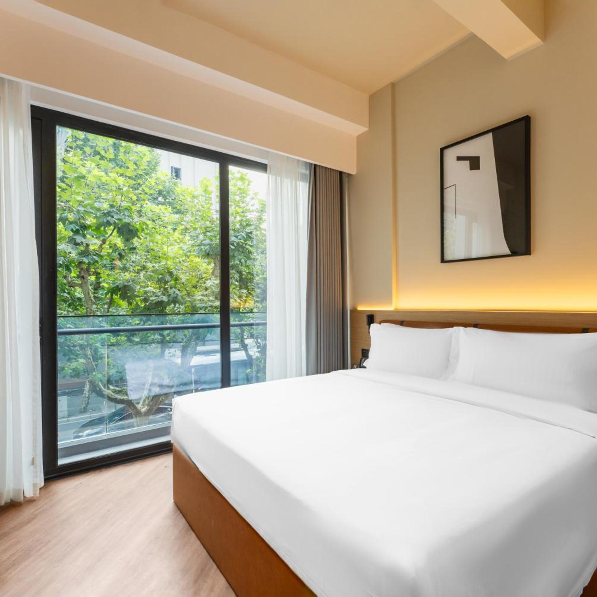 Mia Hotel-Xuhui Jiaotong University 7/50
