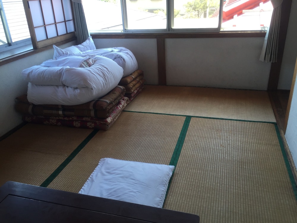 Japanese, 3 Futon Beds