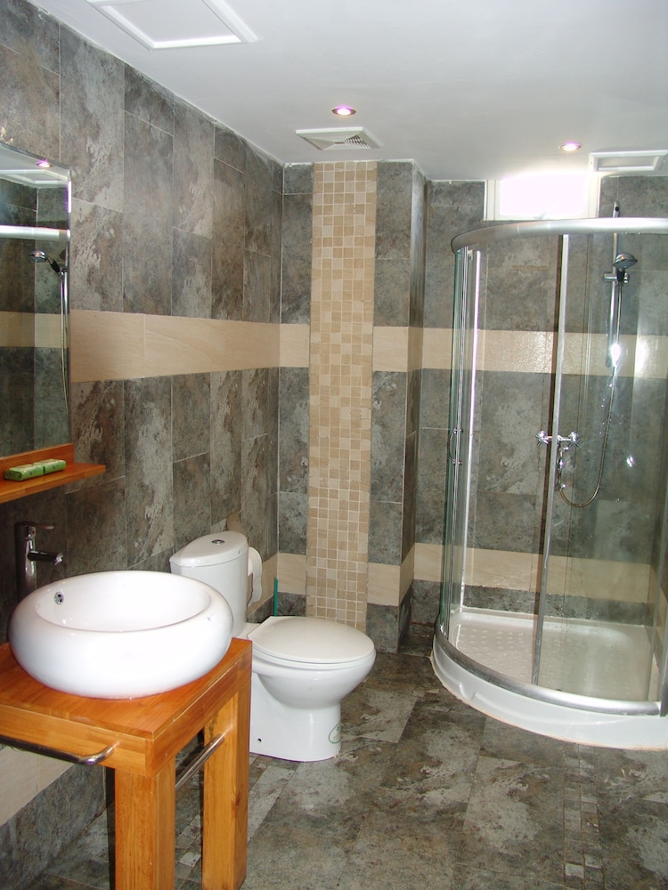 Villa Narmada 25/68
