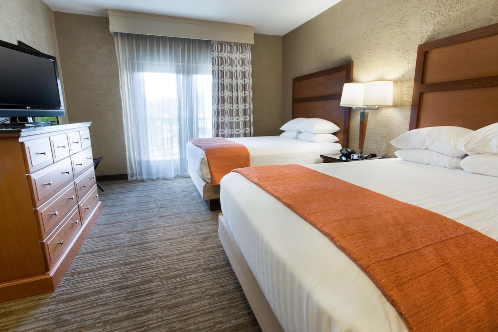ROOM, 2 QUEEN BEDS