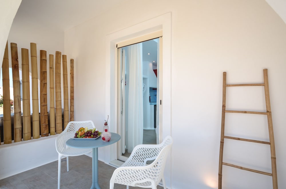 Naxos Euphoria Suites 20/69