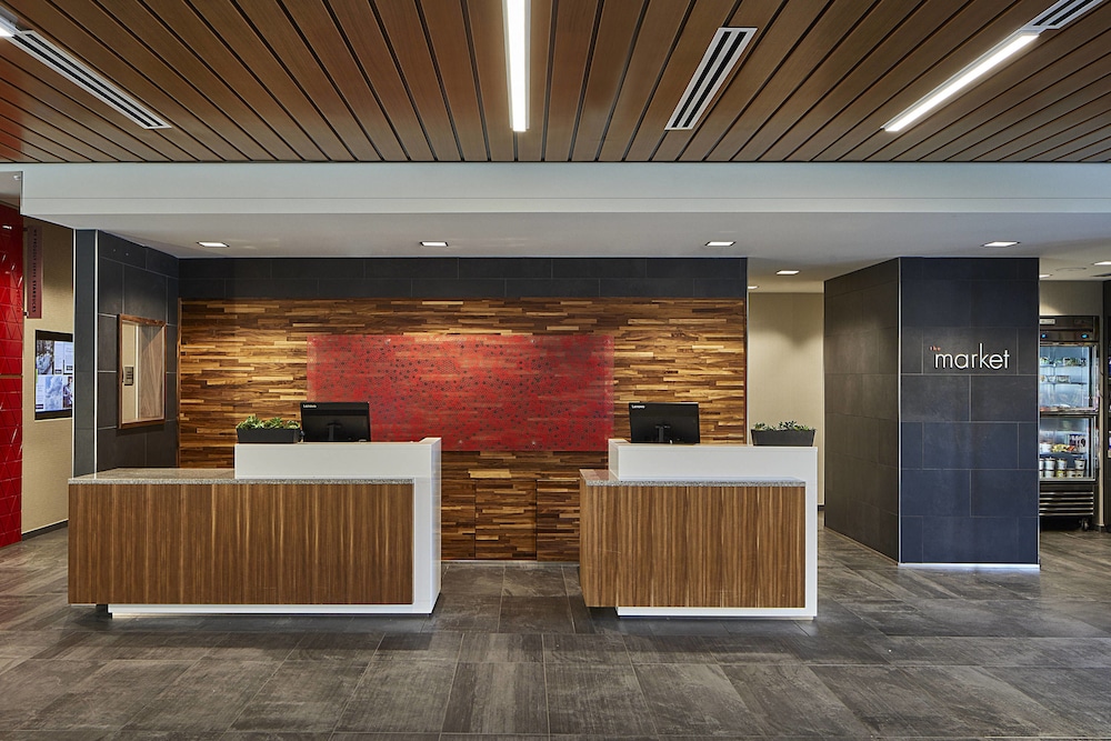Courtyard By Marriott Minneapolis West 9/51