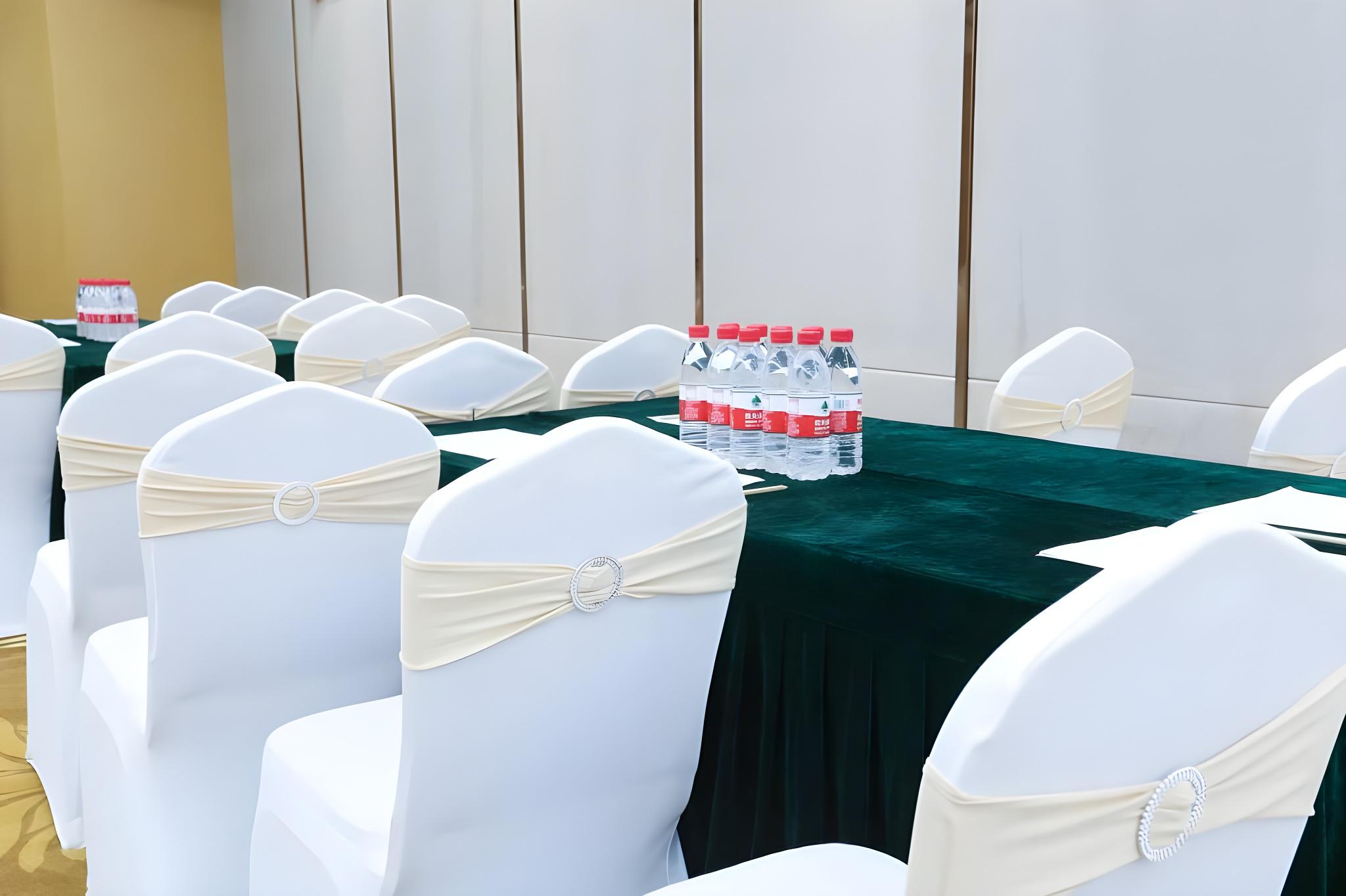 Vienna International Hotel (Shenzhen Airport Hangcheng) 34/36
