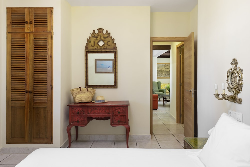 APARTAMENTOS CORTIJO FONTANILLA 10/25