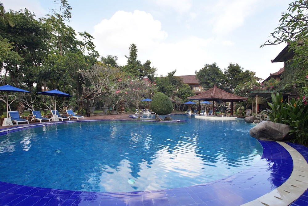 MATAHARI BUNGALOW 4/66