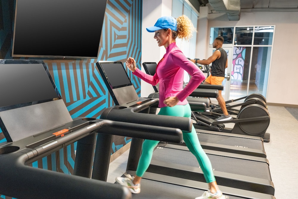 Aloft Orlando Lake Nona 37/49