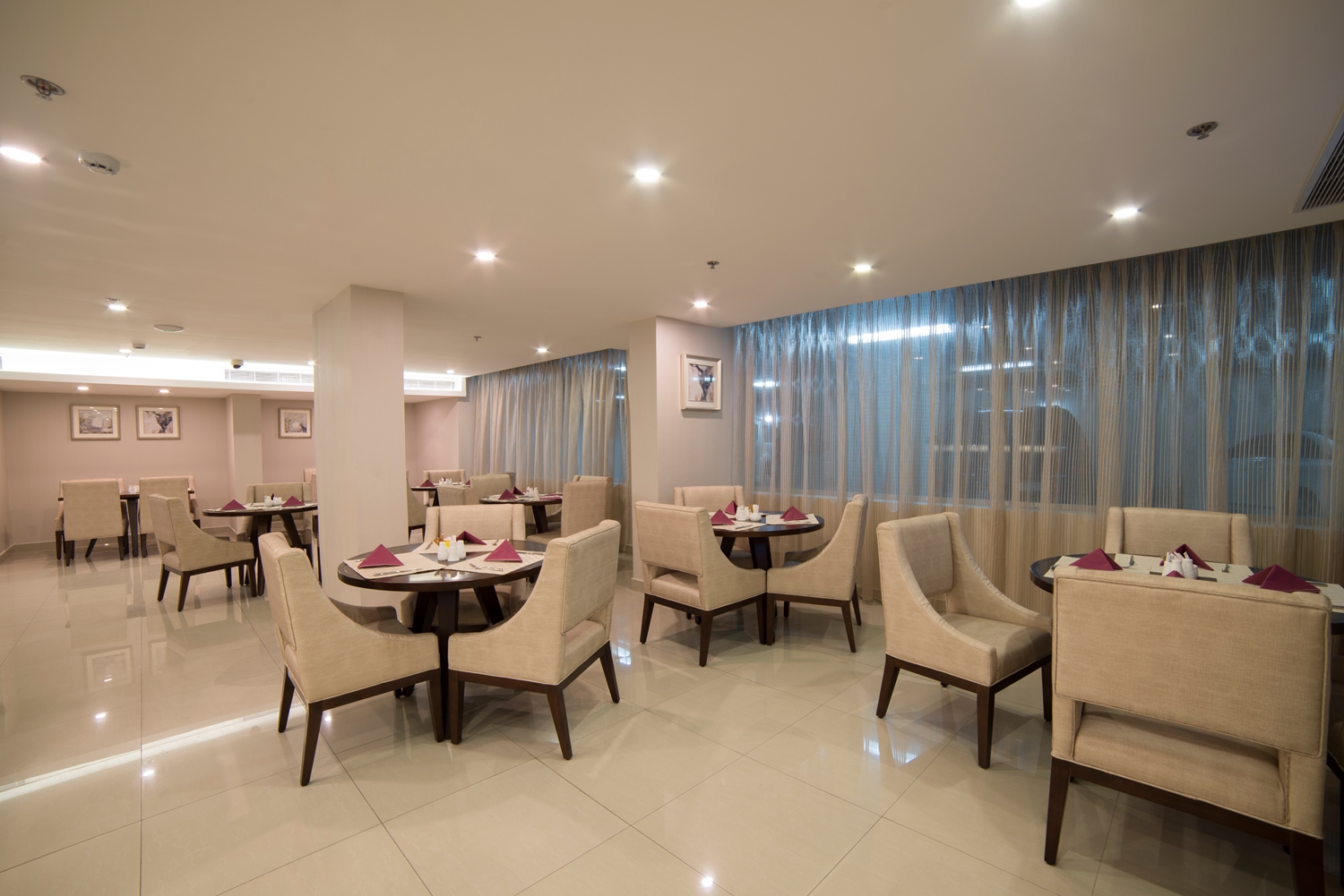 توليب ان كورنيش الدمام(Taskeen Served Apartment) 8/11