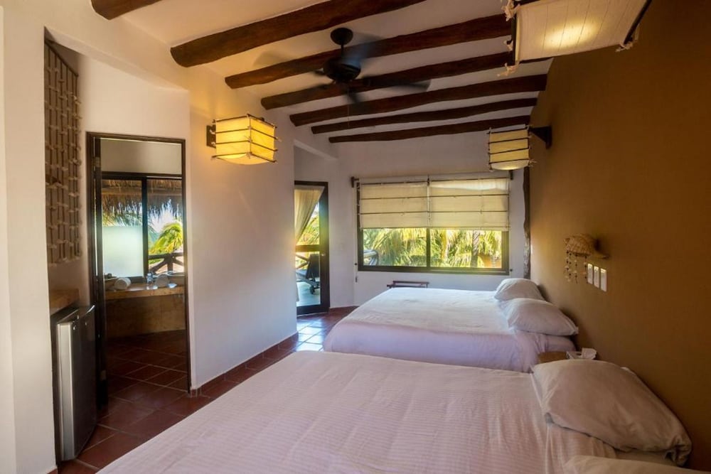 HolboxDream Beachfront 9/50