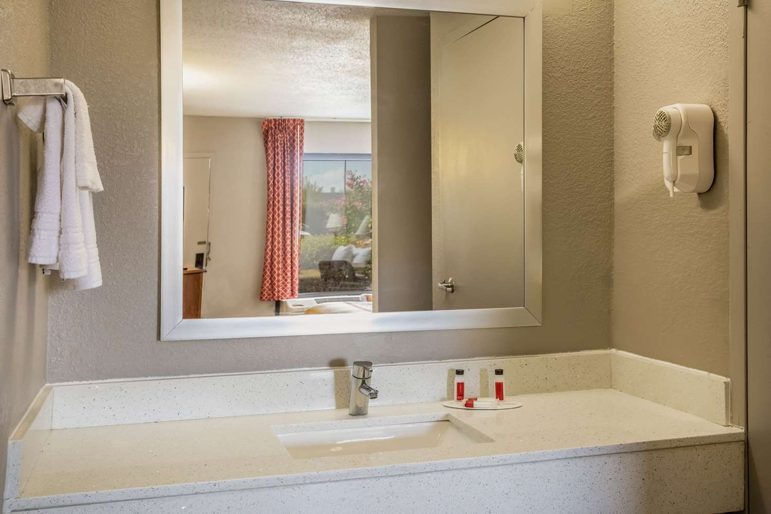 Days Inn By Wyndham Wilson 40/41