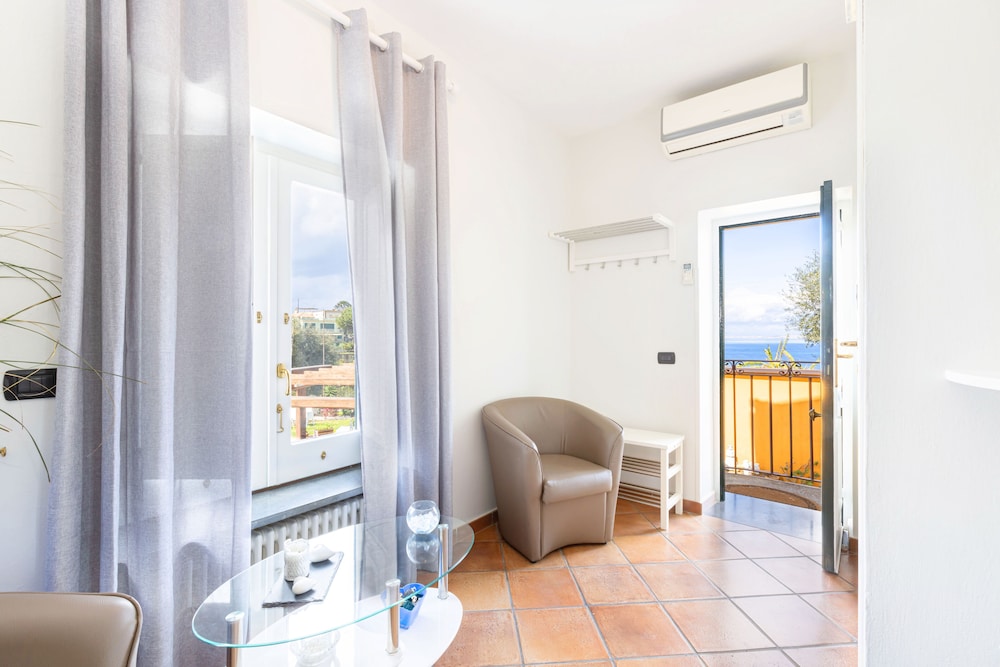 Casale Antonietta 52/72