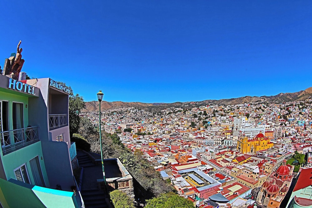 Balcon Del Cielo 48/53