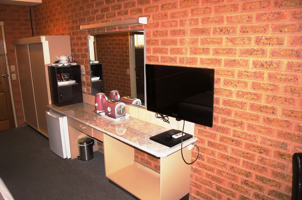 Central Yarrawonga Motor Inn 35/36