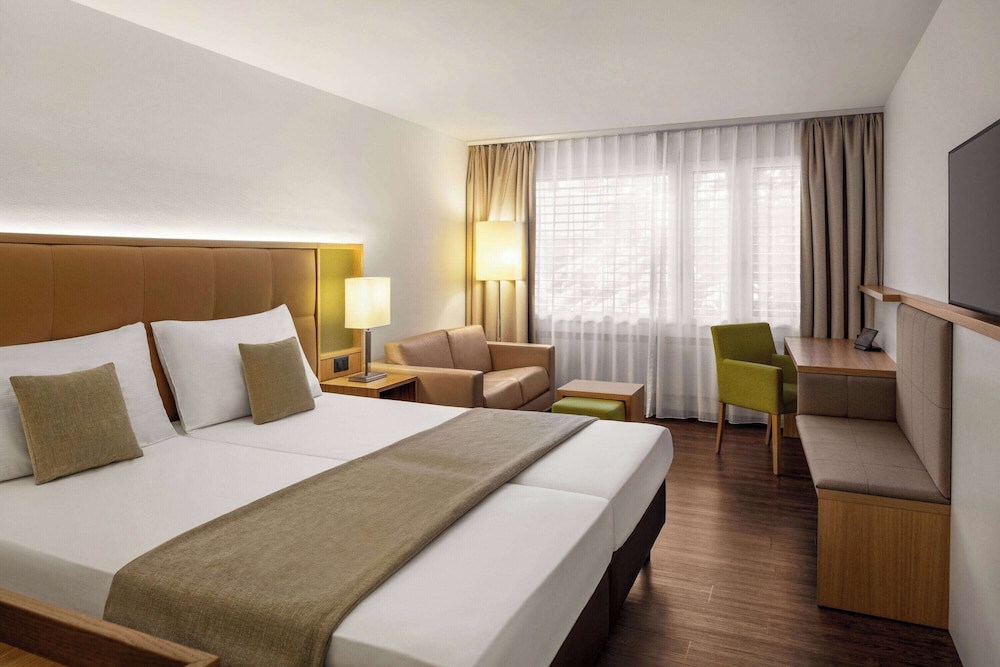 Ramada by Wyndham Baden du Parc 22/74
