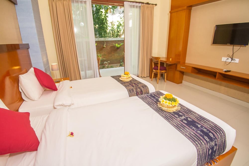 Adi Jaya Cottages 16/50