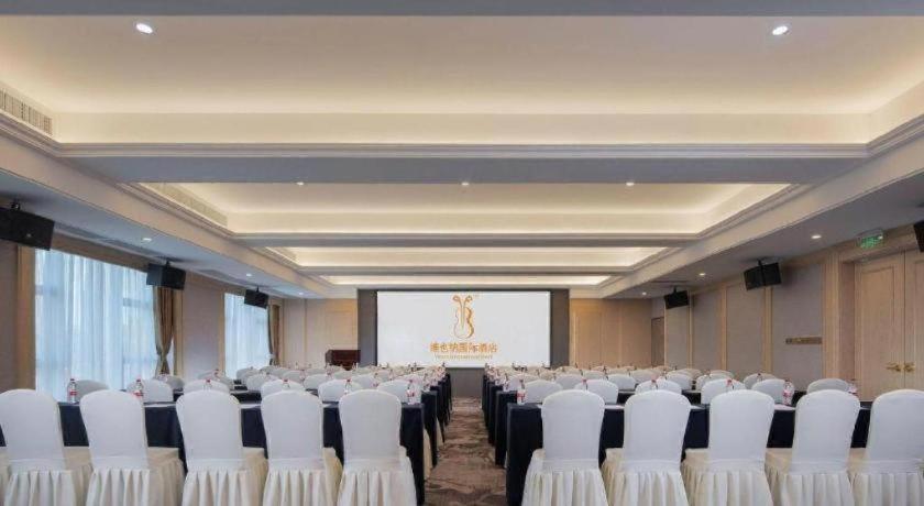 Venus International Hotel (Huizhou West Lake) 49/55