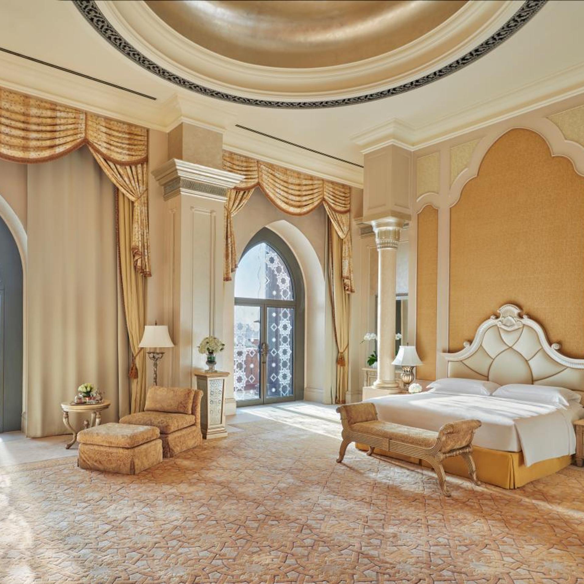 Palace, Deluxe, Suite, Balcony