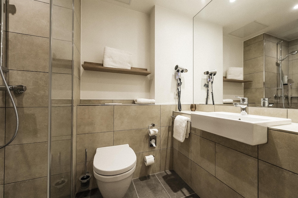 غرفة سوبيريور بسرير كينج، HARBR. hotel Konstanz 6/7