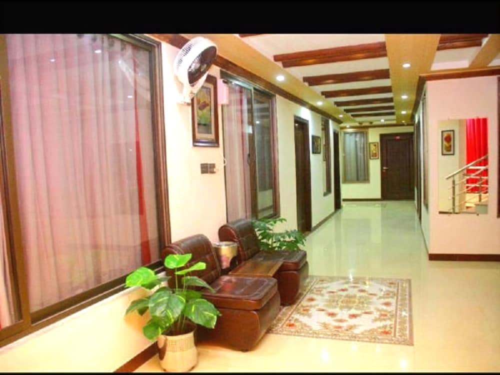 Hotel City Paradise 25/27