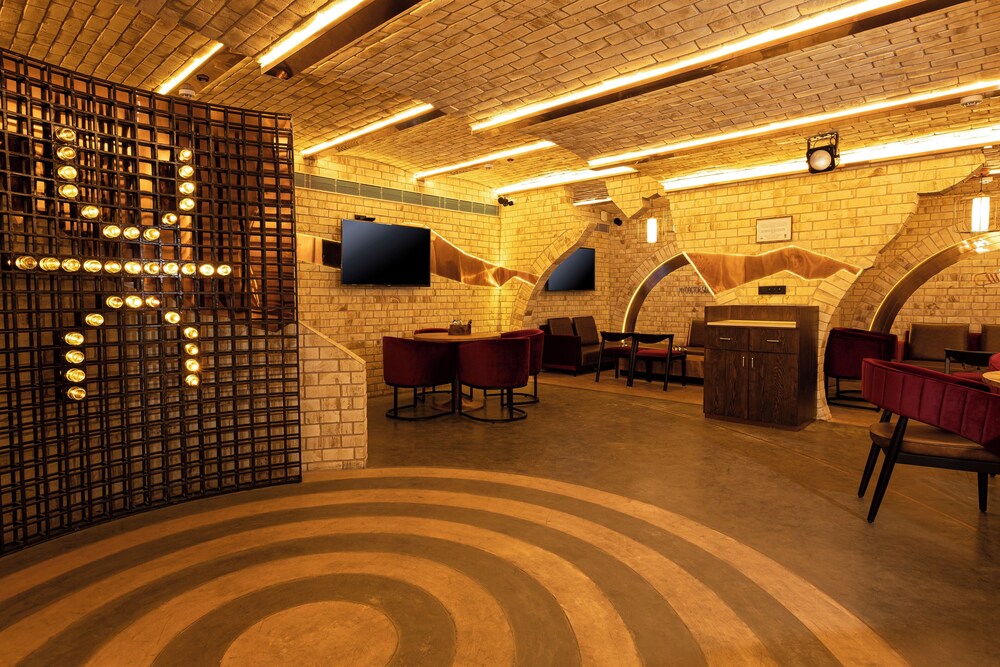 Jenneys Residency 27/49
