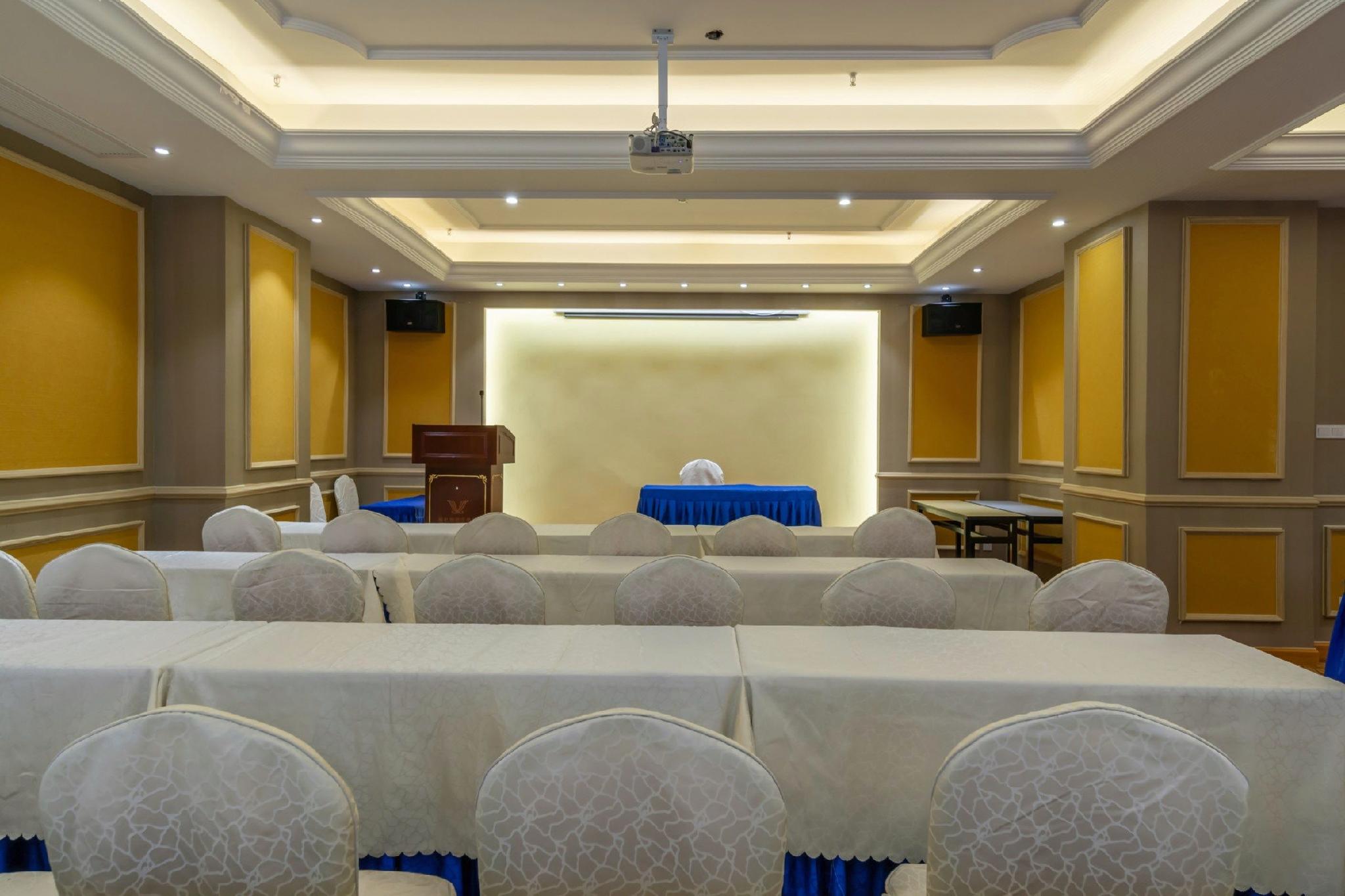 Vienna Hotel (Suzhou Shengze International Trade Center) 12/29