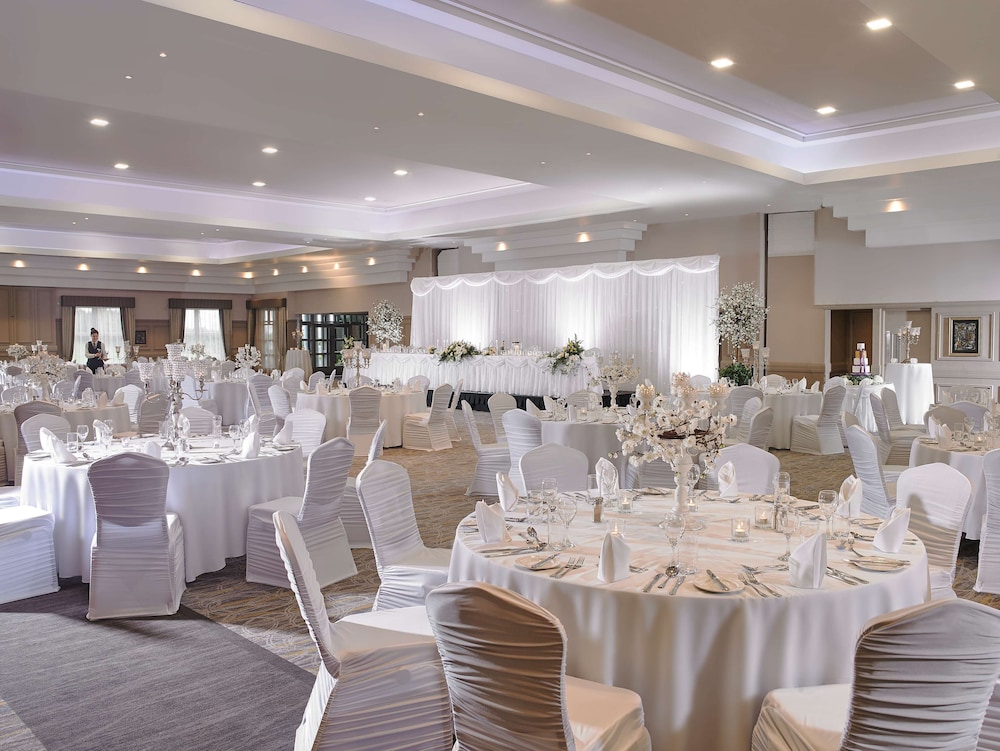 Radisson Blu Hotel and Spa Sligo 63/70