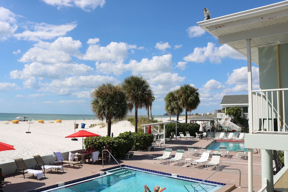Miramar Resort 38/50