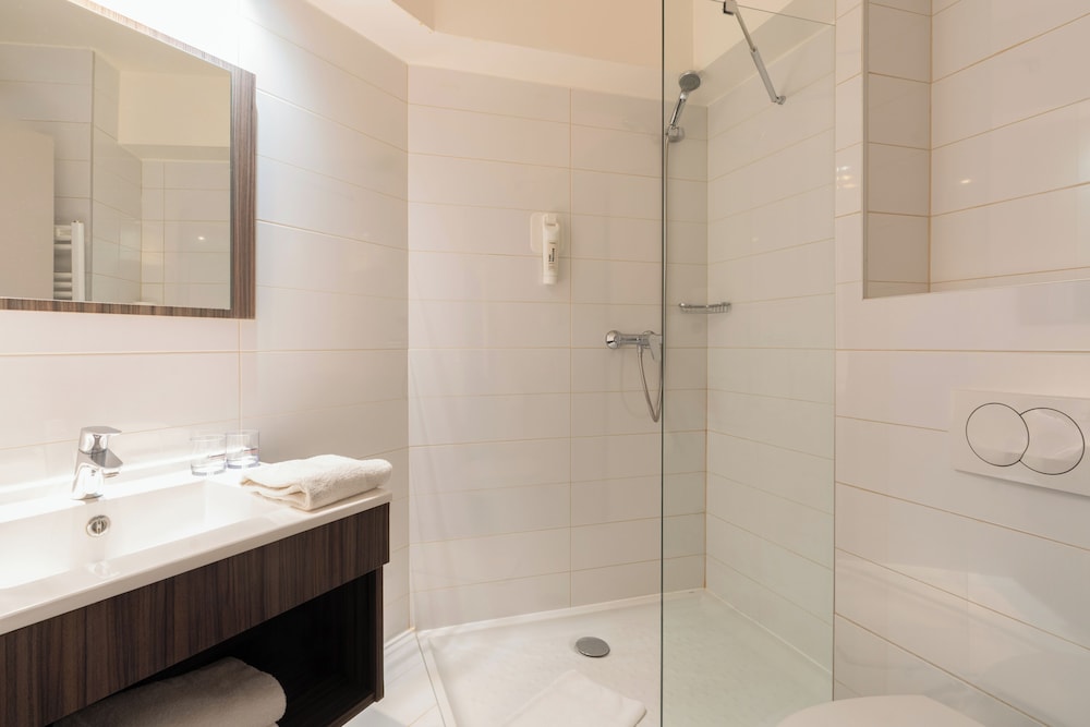 HEVEA APPART HOTEL 46/50