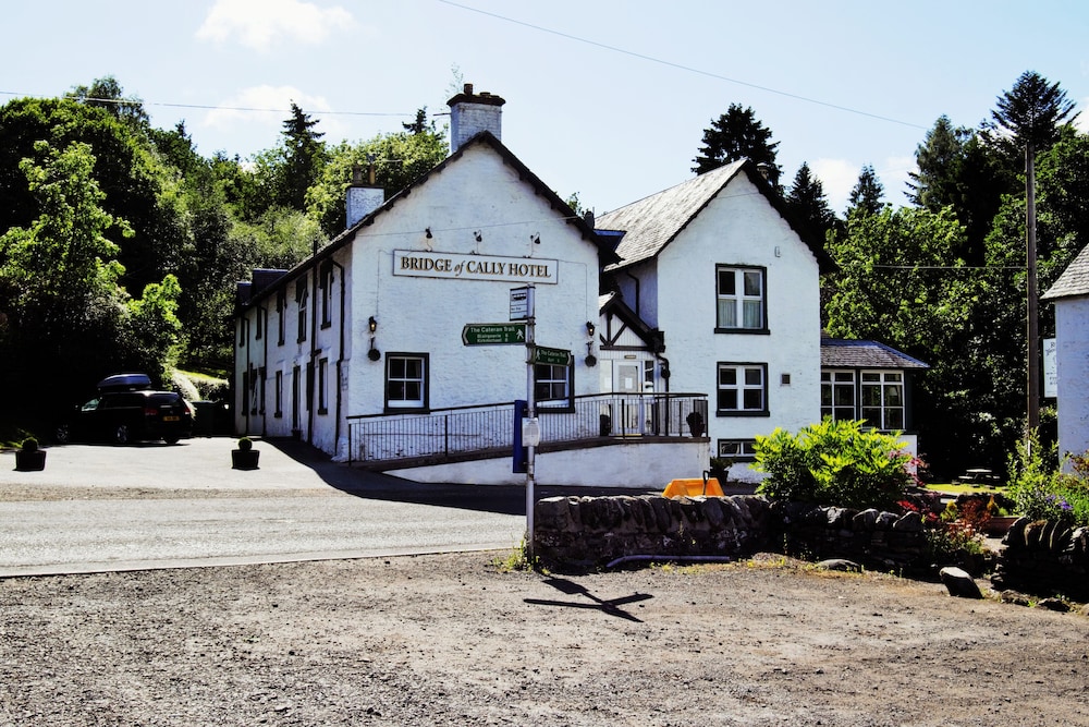 Bridge Of Cally Hotel in BLAIRGOWRIE