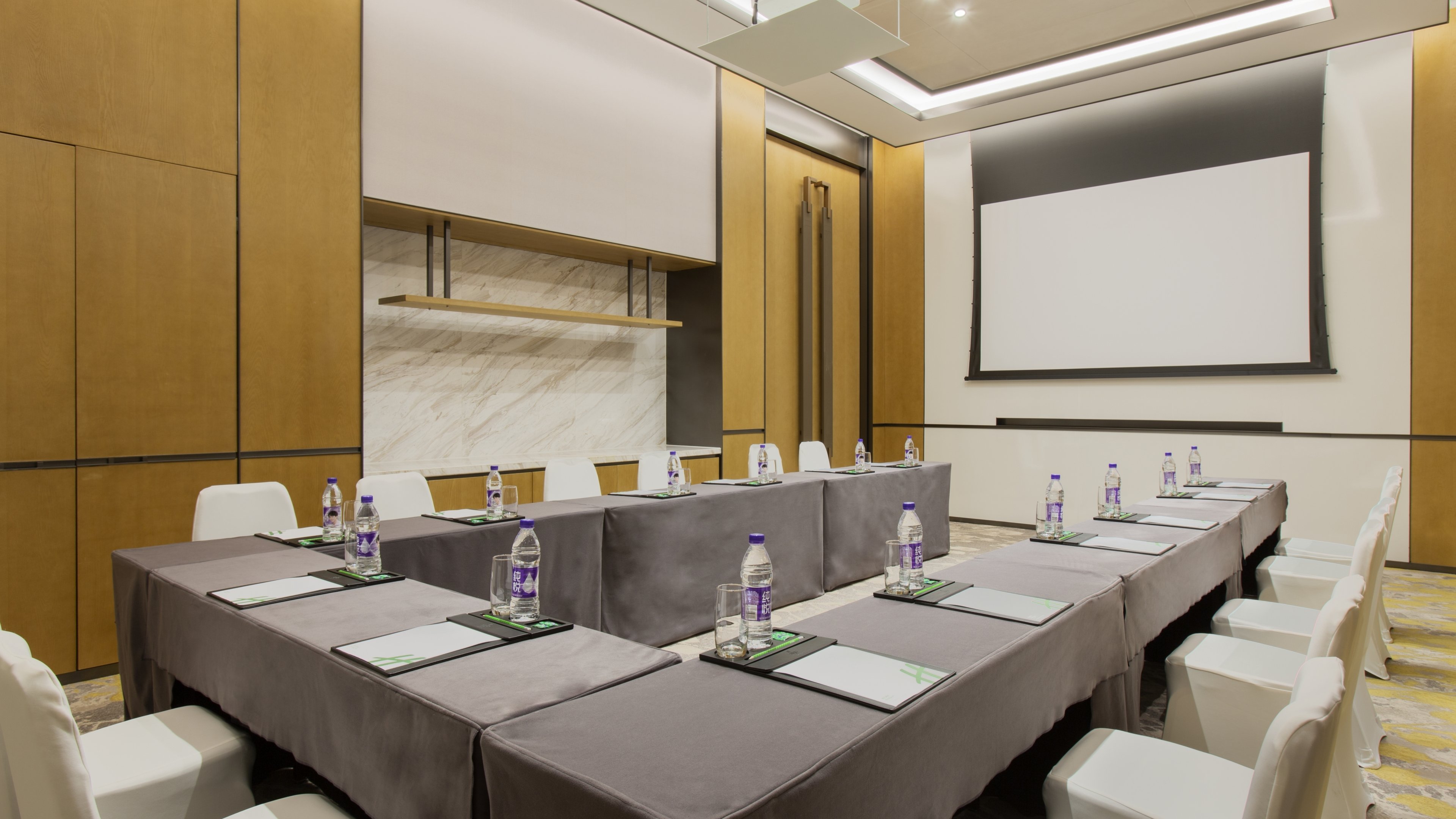 Holiday Inn Hotel And Suites Tianjin Downtown 40/47
