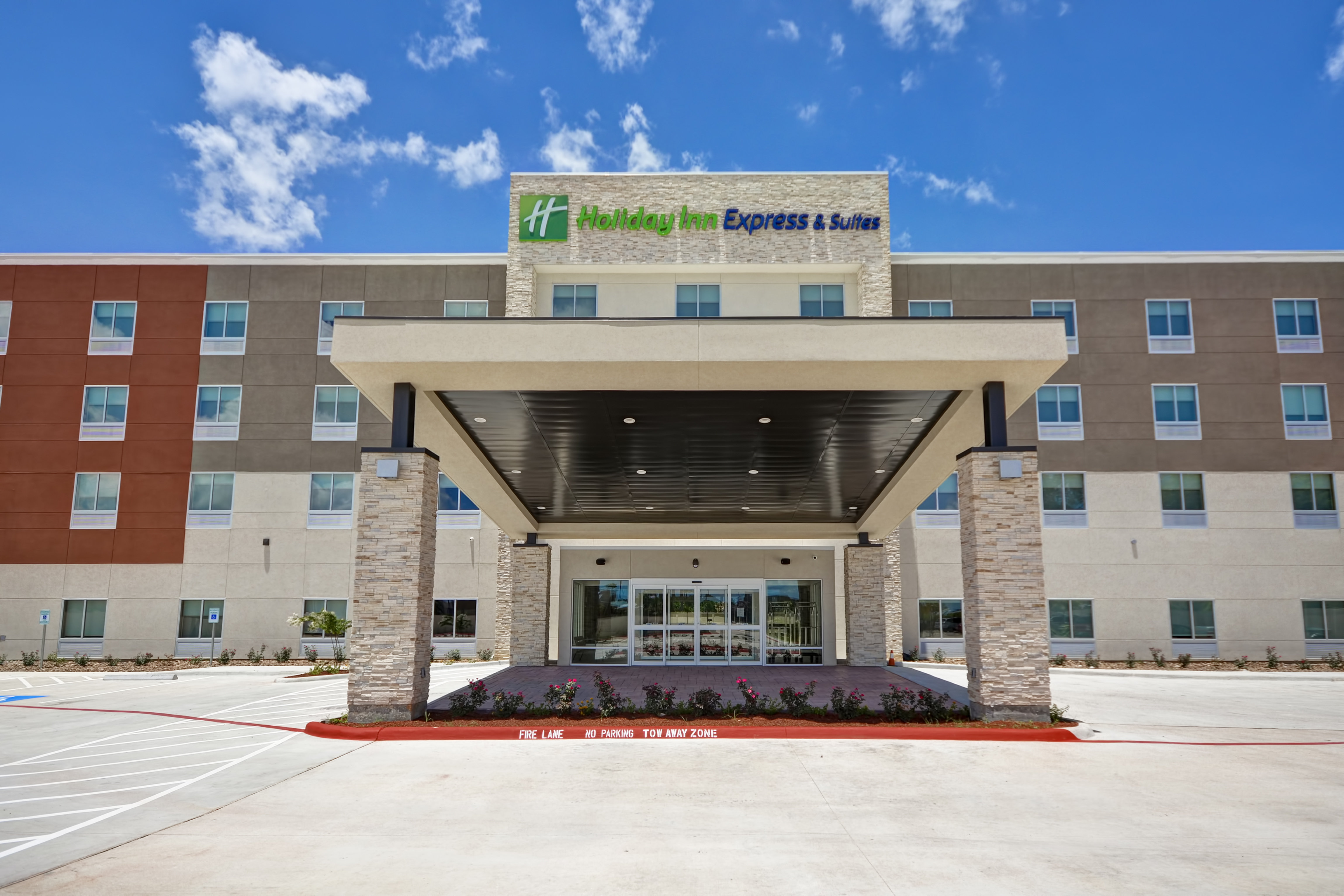 Holiday Inn Express & Suites Houston NASA - Boardwalk Area 5/57