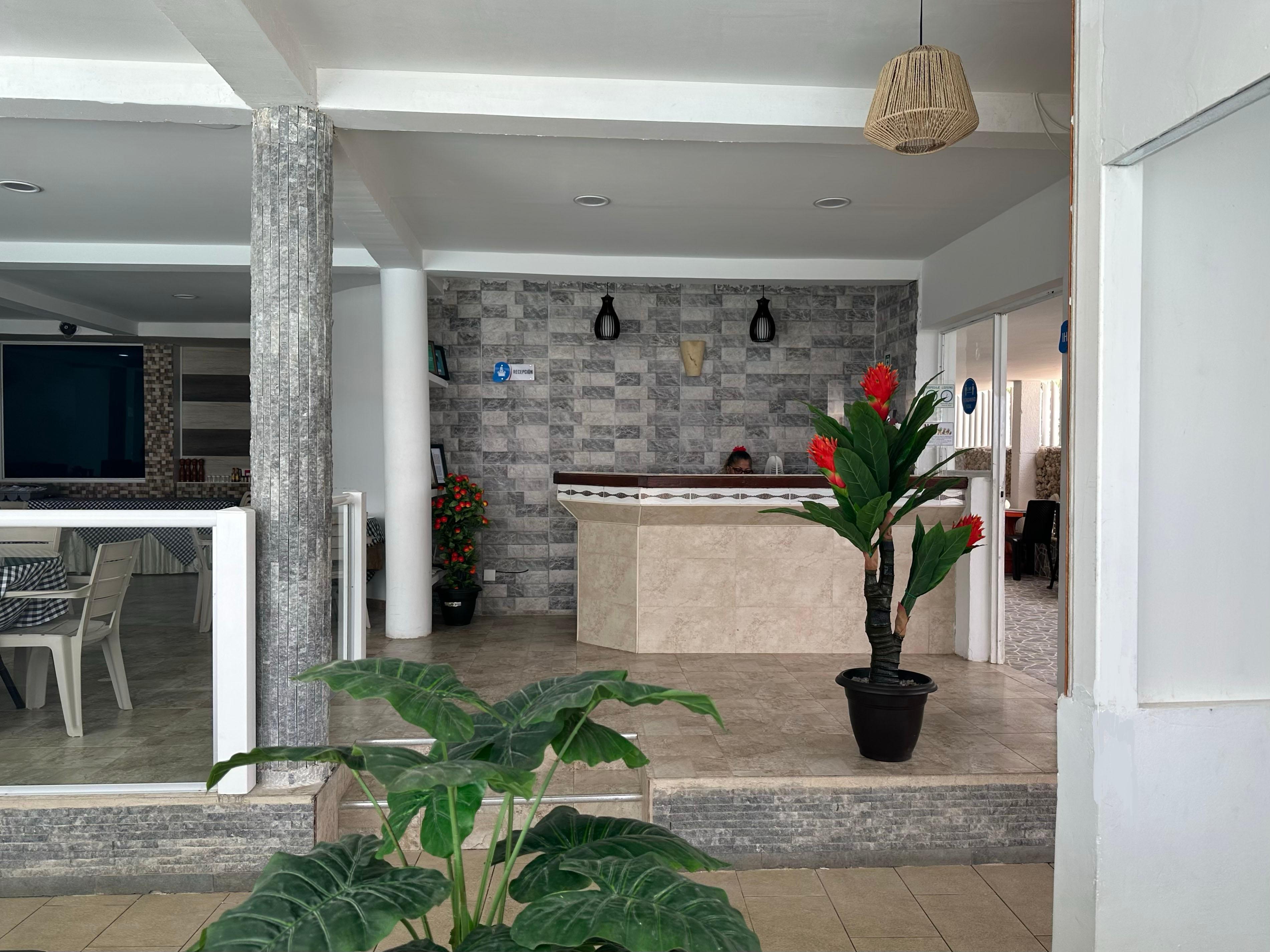 Island House Hotels 3/24