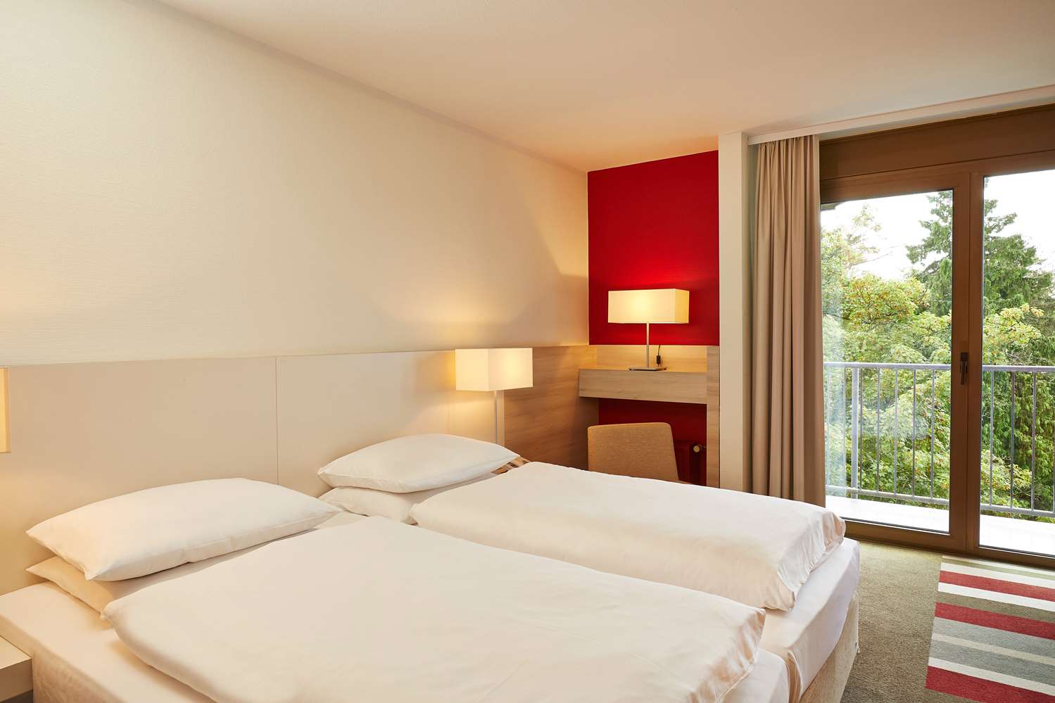 H+ HOTEL BAD SODEN 6/32