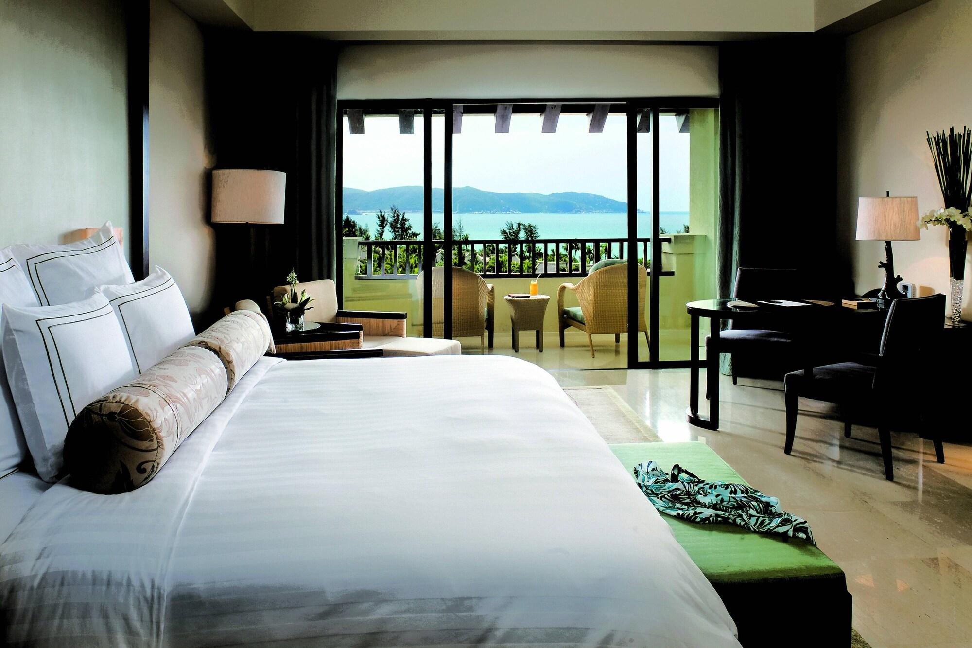 Room at The Ritz-Carlton Sanya, Yalong Bay, SANYA