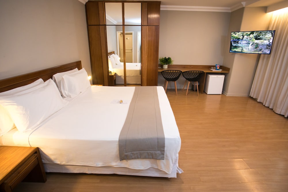 LUXURY, DOUBLE BED