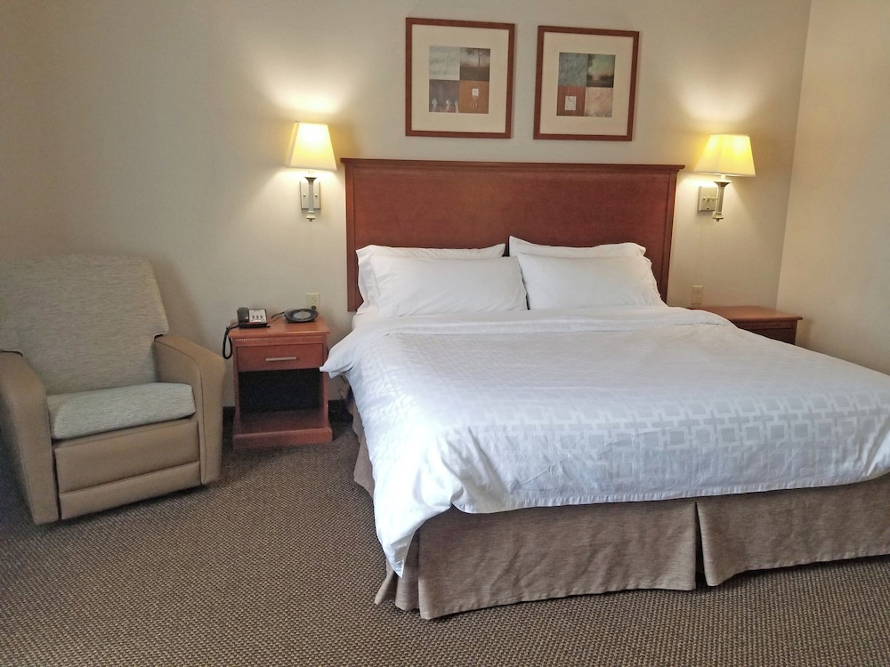 Studio, Suite, Queen Bed, CANDLEWOOD SUITES CAPE GIRARDEAU 3/6