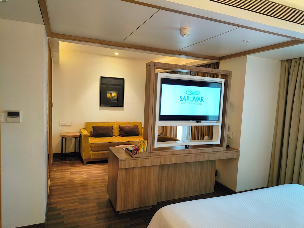 SUITE, DOUBLE BED