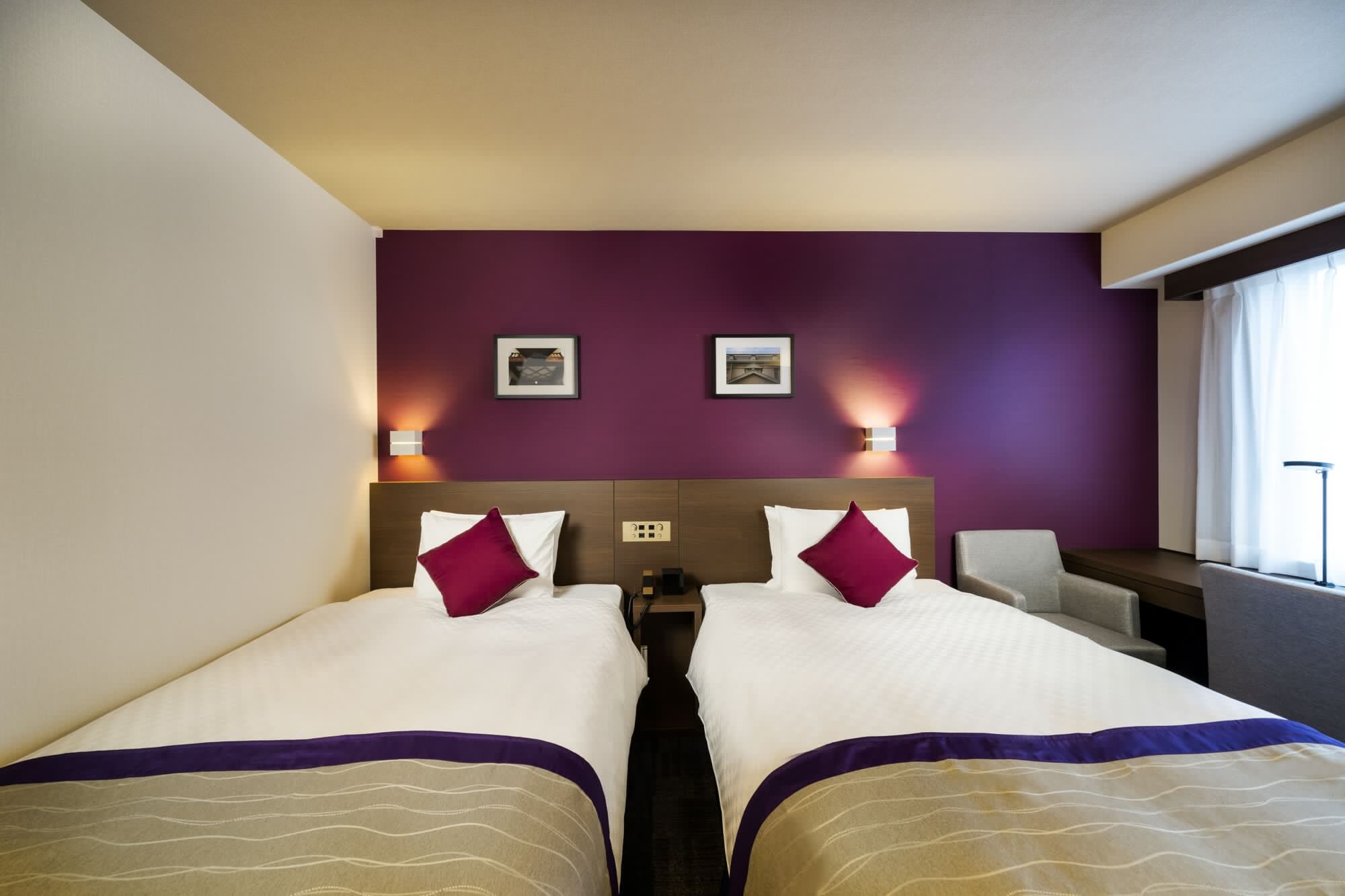 Superior, Twin Beds