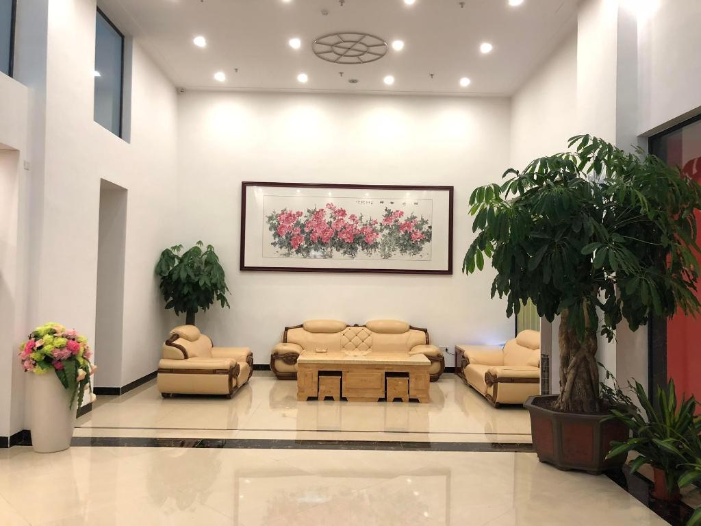 7 Days Inn (Zhuhai Haiquanwan Pingsha) 46/55