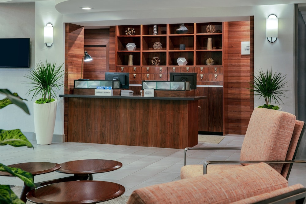 Lobby at Four Points By Sheraton Fort Lauderdale Airport - Dania Beach, DANIA BEACH - FL