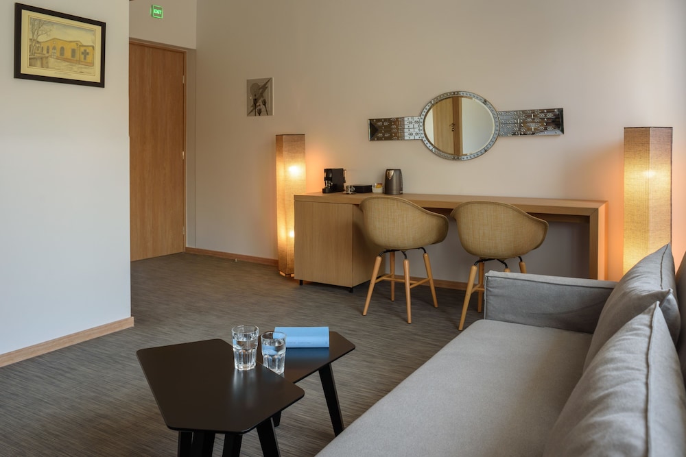 Fos Downtown Suites 31/50