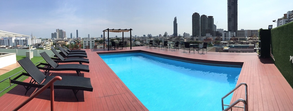 Miloft Sathorn Hotel 22/49
